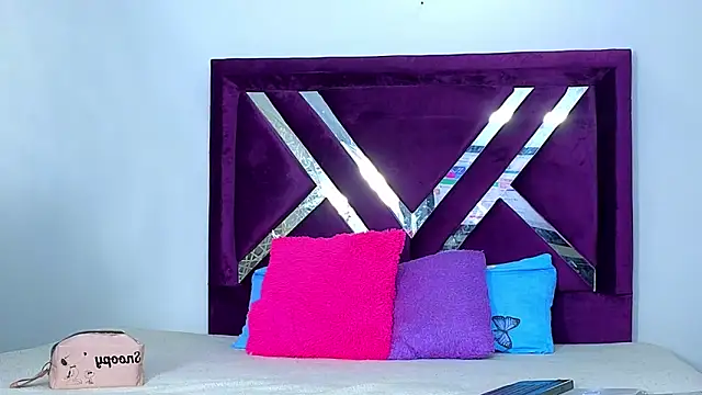 Snapshot of cuteeimy chatting on 11/29/25, 07:39 cuteeimy online show from 11/29/25, 07:39