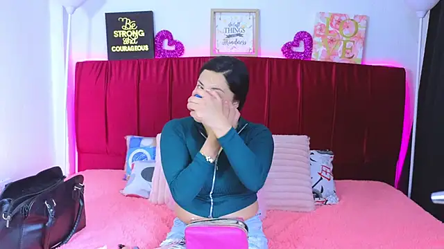 cuteeimy online show from 06/16/26, 05:59