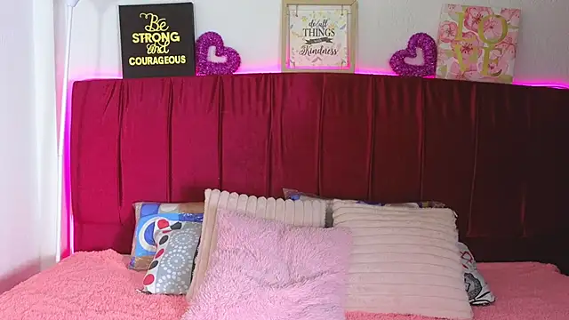 cuteeimy online show from 06/23/26, 07:23