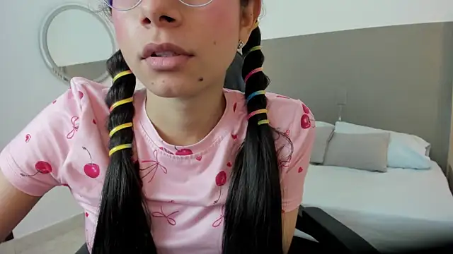 carlina 15 online show from 10/24/25, 02:24