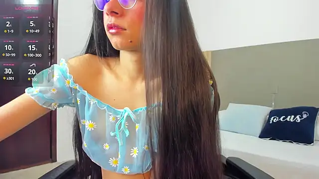 carlina 15 online show from 03/10/26, 12:32