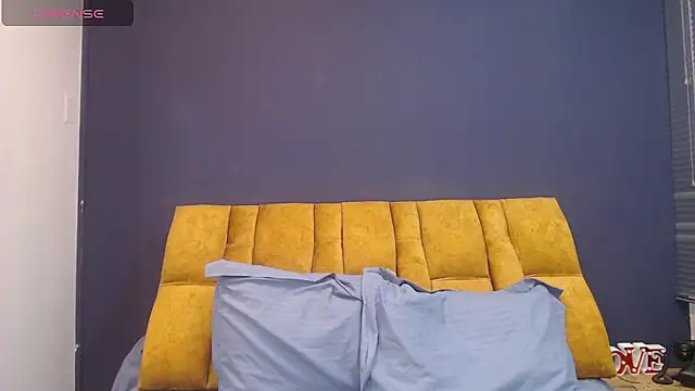 KendraaSimons online show from 01/09/26, 07:48