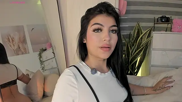 EmmyKenner online show from 02/07/26, 11:47