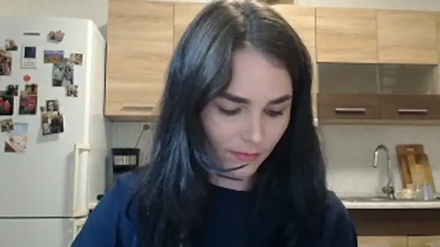 Silviaa a online show from 10/04/25, 07:01