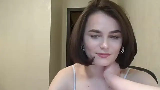 Silviaa a online show from 04/13/26, 07:30