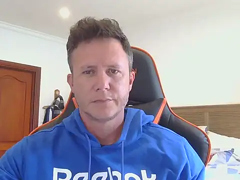 TroyDieselXXX online show from 11/04/25, 06:45