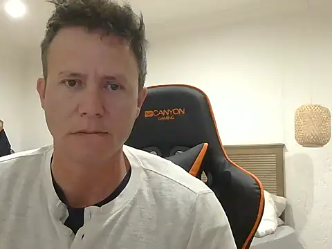 TroyDieselXXX online show from 04/30/26, 03:57