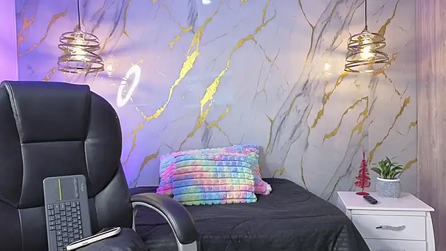 Scaarlettfox online show from 03/19/26, 07:40