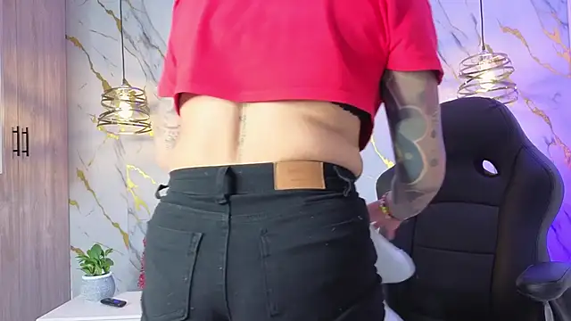 Scaarlettfox online show from 03/29/26, 07:36