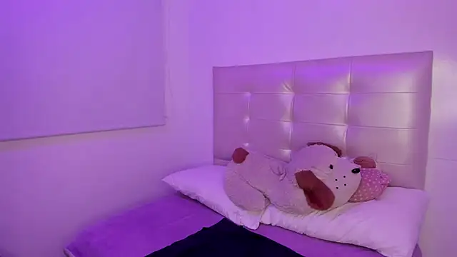 Anna Blade  online show from 09/13/25, 02:28