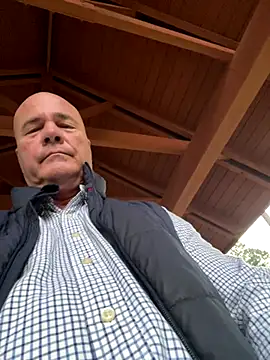 cyclone1212 online show from 11/06/25, 11:44