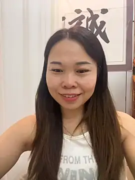 xlj4523 online show from 10/15/25, 02:39