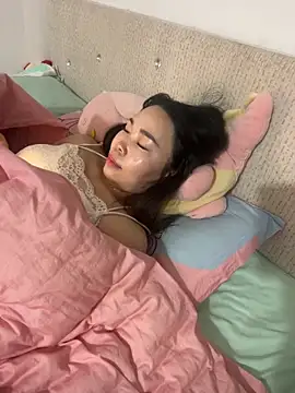 xlj4523 online show from 12/03/25, 03:32