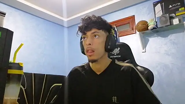 Dark DesireX online show from 10/22/25, 04:40