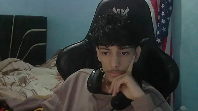 Dark DesireX online show from 12/20/25, 02:57