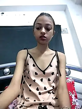 Your-Kitkat online show from 09/17/25, 01:02