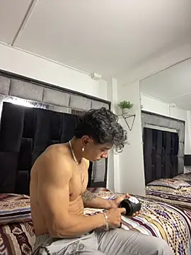 MR MUSCLE online show from 01/15/26, 12:21