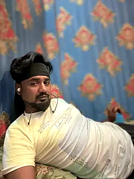 Snapshot of Munny6677 chatting on 10/05/25, 08:29 Munny6677 online show from 10/05/25, 08:29