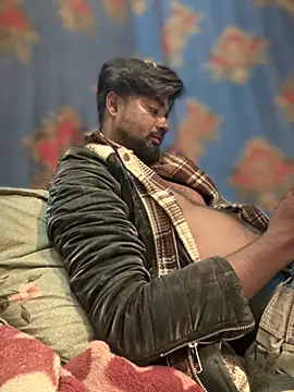 Snapshot of Munny6677 chatting on 11/01/25, 05:37 Munny6677 online show from 11/01/25, 05:37