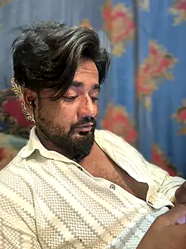 Snapshot of Munny6677 chatting on 11/08/25, 06:51 Munny6677 online show from 11/08/25, 06:51