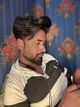 Snapshot of Munny6677 chatting on 11/12/25, 06:52 Munny6677 online show from 11/12/25, 06:52