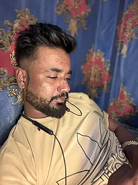 Snapshot of Munny6677 chatting on 11/24/25, 07:02 Munny6677 online show from 11/24/25, 07:02