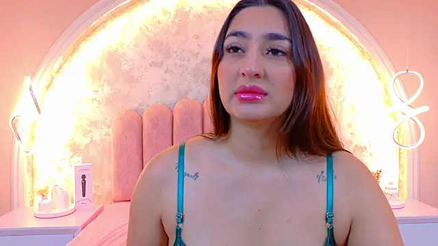 Snapshot of JasmineRhodes chatting on 02/23/26, 12:24 JasmineRhodes online show from 02/23/26, 12:24