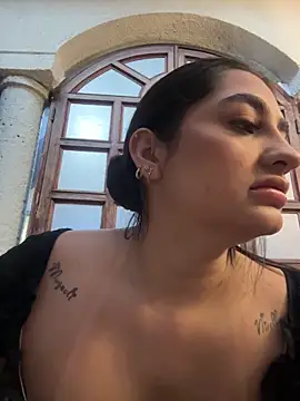 Snapshot of JasmineRhodes chatting on 03/13/26, 12:12 JasmineRhodes online show from 03/13/26, 12:12