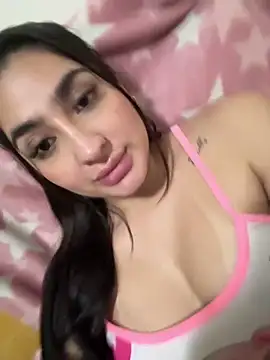 Snapshot of JasmineRhodes chatting on 04/01/26, 03:40 JasmineRhodes online show from 04/01/26, 03:40