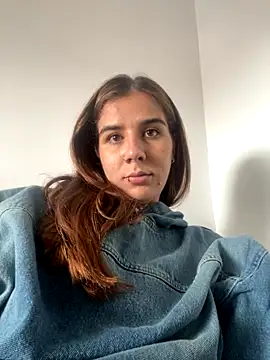 Snapshot of AllieYourGirl chatting on 10/17/25, 03:25 AllieYourGirl online show from 10/17/25, 03:25