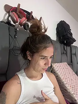 AllieYourGirl online show from 12/20/25, 10:50