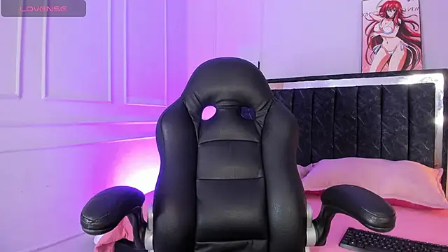 SwettRenata  online show from 02/19/26, 12:56