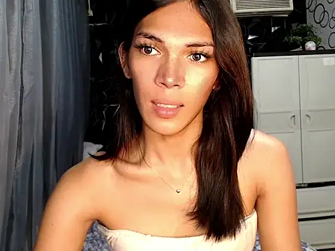 ladyhotcuming online show from 05/27/26, 01:57