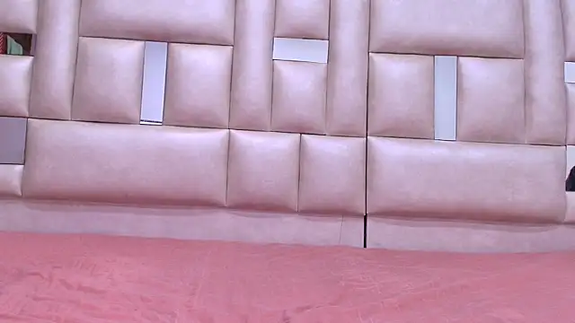 emmacurvy online show from 10/11/25, 03:06