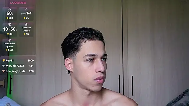 Snapshot of orionblaze69_ chatting on 10/31/25, 03:35 orionblaze69 online show from 10/31/25, 03:35