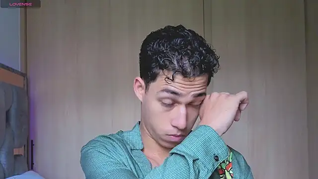 Snapshot of orionblaze69_ chatting on 11/20/25, 03:56 orionblaze69 online show from 11/20/25, 03:56