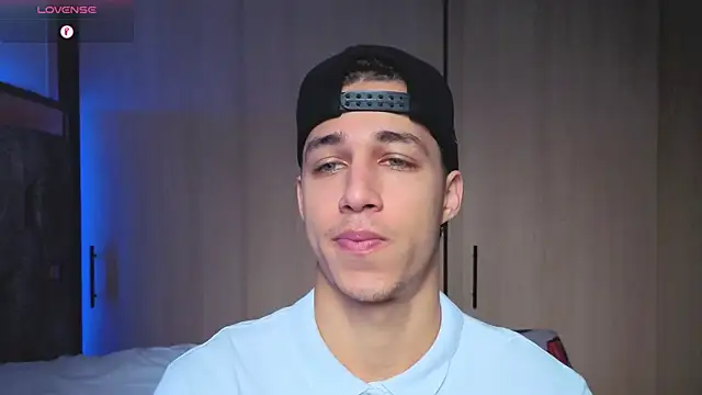 Snapshot of orionblaze69_ chatting on 11/27/25, 08:55 orionblaze69 online show from 11/27/25, 08:55