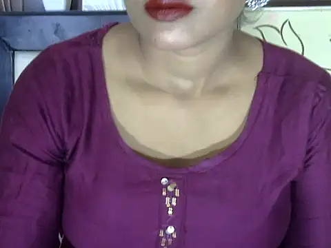 hotee bhabi online show from 09/19/25, 07:10