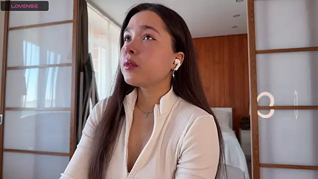 PlumyBun online show from 12/04/25, 04:22