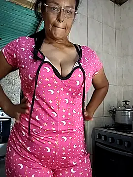 Fernanda30 online show from 04/25/26, 03:09