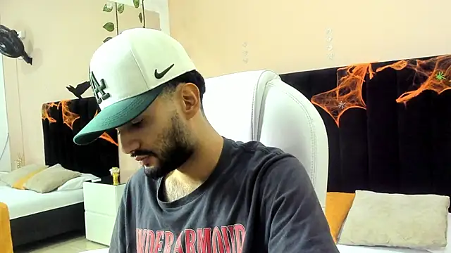 Ryan Jackson  online show from 10/08/25, 05:16