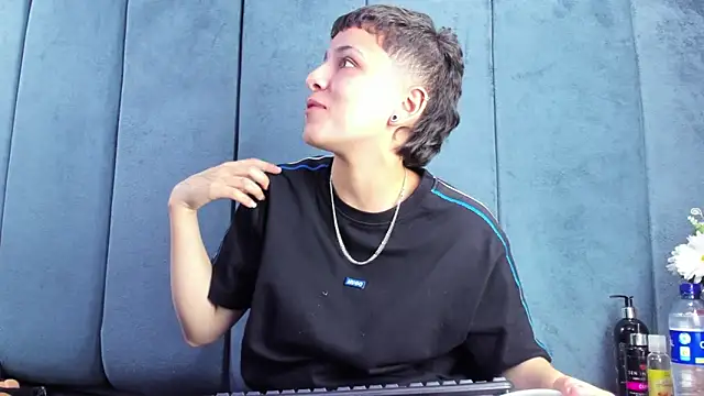 Snapshot of Megan_Thompson_ chatting on 02/20/26, 02:30 Megan Thompson online show from 02/20/26, 02:30