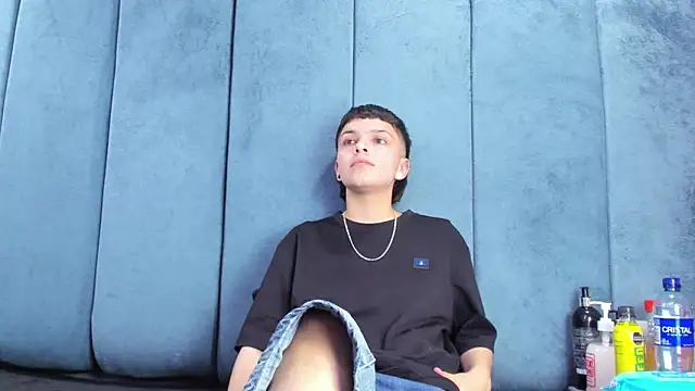 Megan Thompson  online show from 03/11/26, 02:50