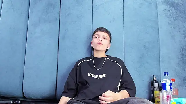 Megan Thompson  online show from 03/19/26, 02:15