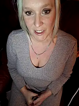 Bouncy-Bella28X online show from 02/03/26, 10:48