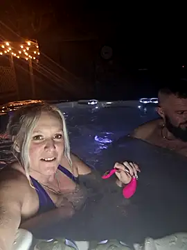 Bouncy-Bella28X online show from 03/27/26, 08:19