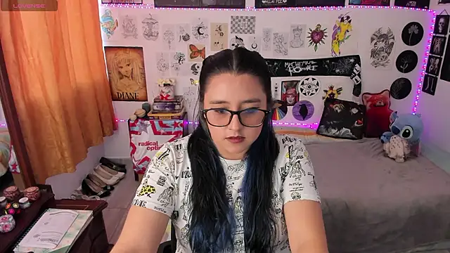 Cherry blush  online show from 03/15/26, 10:27