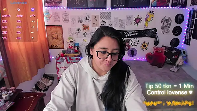 Cherry blush  online show from 03/26/26, 10:04