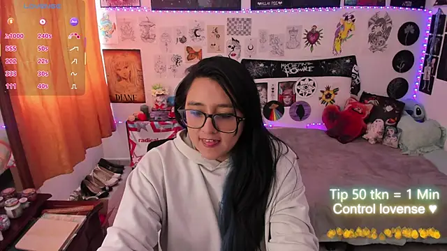 Cherry blush  online show from 04/15/26, 08:53