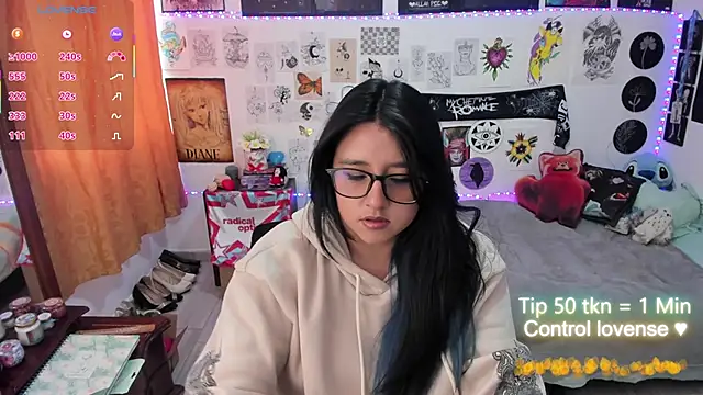 Cherry blush  online show from 04/16/26, 09:39